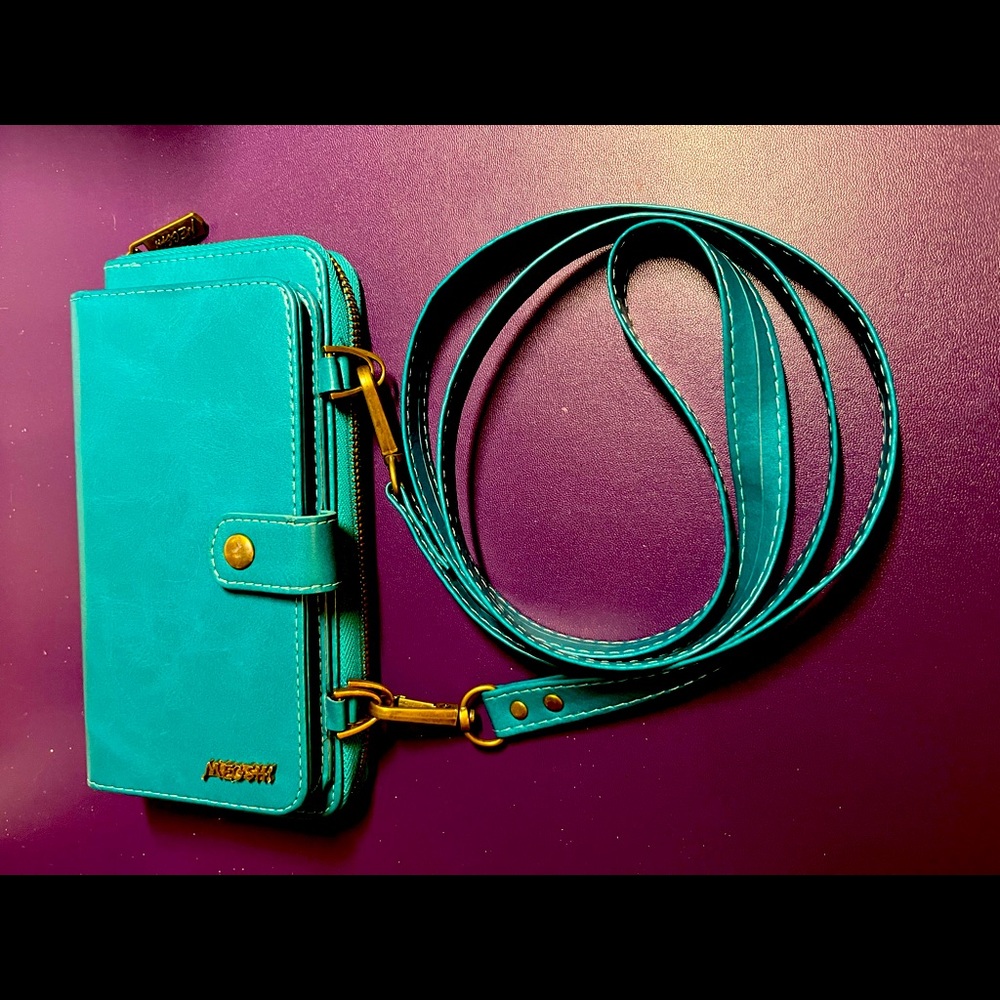 iPhone 11 phone case/wallet/pocketbook
